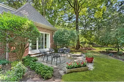 2 Canoe Ln, Roseland, NJ 07068 - Photo 30