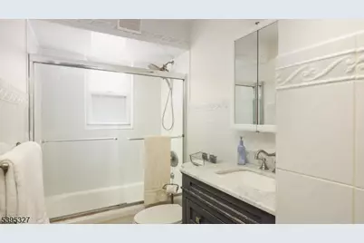 65 4th Ave, Garwood, NJ 07027 - Photo 18