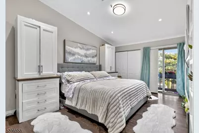 20 McChesney Ct, West Orange Township, NJ 07052 - Photo 10