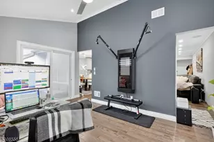 20 McChesney Ct, West Orange Township, NJ 07052 - Photo 14