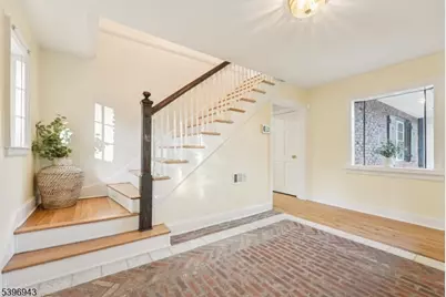 290 N Wyoming Ave, South Orange, NJ 07079 - Photo 4