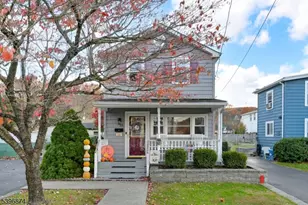31 Hamilton St, Bloomingdale, NJ 07403 - Photo 2