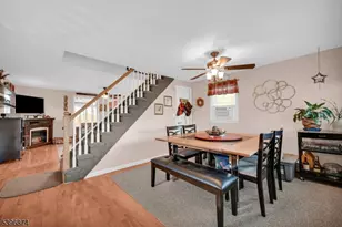 31 Hamilton St, Bloomingdale, NJ 07403 - Photo 6