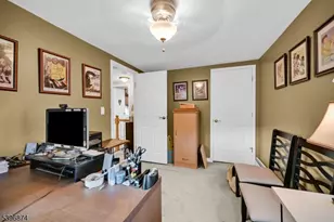 31 Hamilton St, Bloomingdale, NJ 07403 - Photo 32