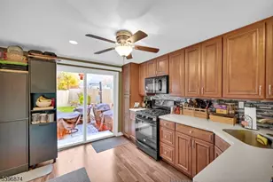 31 Hamilton St, Bloomingdale, NJ 07403 - Photo 20