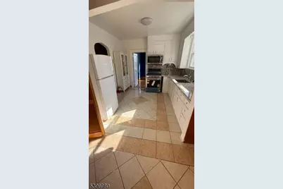 814 Vine St 2nd Fl, Elizabeth, NJ 07202 - Photo 20