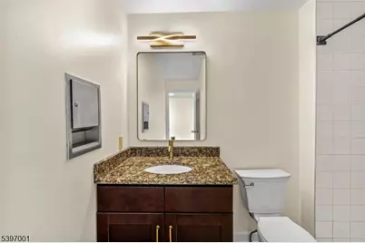 37 Tamarack Cir, Montgomery Township, NJ 08558 - Photo 20