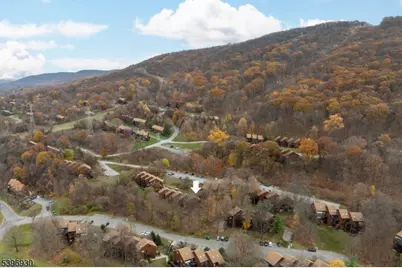 4 Sunrise Dr #10, Vernon Twp., NJ 07462 - Photo 30