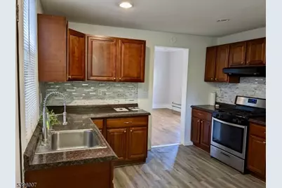 203 2nd St, Newark, NJ 07107 - Photo 4