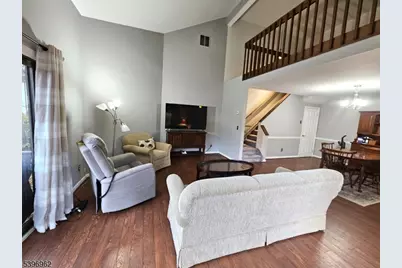 2 Sparrow Ci, Hampton Township, NJ 07860 - Photo 4