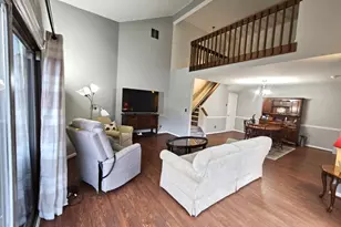 2 Sparrow Ci, Hampton Township, NJ 07860 - Photo 2