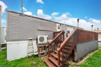 39 Helen Drive, Moonachie, NJ 07074 - Photo 16