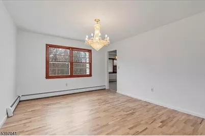 44 Madison St, Long Hill Township, NJ 07933 - Photo 6