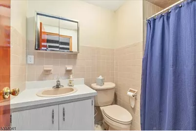 44 Madison St, Long Hill Township, NJ 07933 - Photo 28