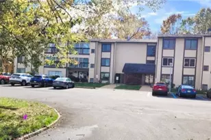 277 Crosse Dr, Monroe Township, NJ 08831 - Photo 1