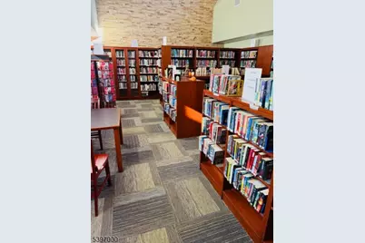 277 Crosse Dr #2E, Monroe Township, NJ 08831 - Photo 8