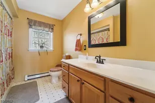 1007 Hillside Ave, Hampton Township, NJ 07860 - Photo 34