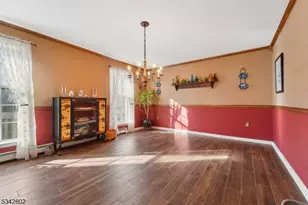 1007 Hillside Ave, Hampton Township, NJ 07860 - Photo 12