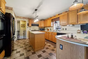 1007 Hillside Ave, Hampton Township, NJ 07860 - Photo 16