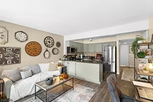 1033 Cellar Ave, Scotch Plains Township, NJ 07076 - Photo 4