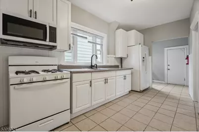 1202 Warren St, Roselle, NJ 07203 - Photo 4