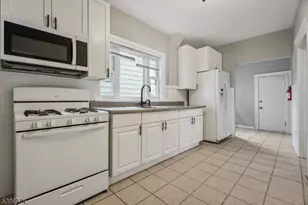 1202 Warren St, Roselle, NJ 07203 - Photo 4