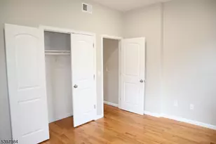 154 Garside St 1st Fl, Newark, NJ 07104 - Photo 8