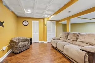 32 Magnolia Ct, South Brunswick Township, NJ 08852 - Photo 16