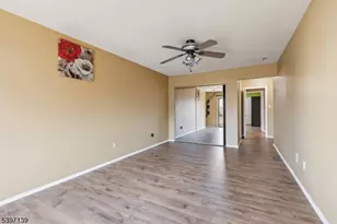 32 Magnolia Ct, South Brunswick Township, NJ 08852 - Photo 14