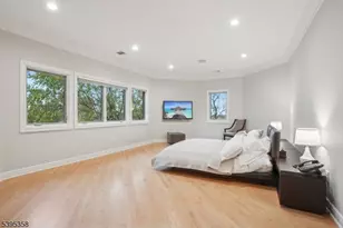 126 Fairfield Dr, Millburn Twp., NJ 07078 - Photo 20