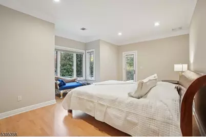 126 Fairfield Dr, Millburn Twp., NJ 07078 - Photo 30