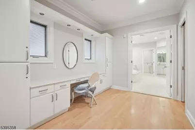 126 Fairfield Dr, Millburn Twp., NJ 07078 - Photo 22