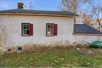 358 Fairview Ave, Washington Township, NJ 07853 - Photo 4