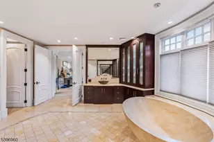 15 Auriemma Ct, Roxbury Township, NJ 07850 - Photo 26