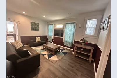 142 Mapes Ave Floor #1, Newark, NJ 07112 - Photo 2