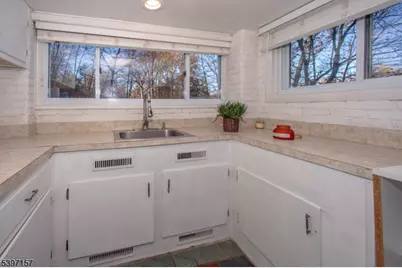 18 Decker Pond Rd, Vernon, NJ 07461 - Photo 30