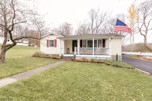 76 Washington Ave, Oxford Township, NJ 07863 - Photo 1