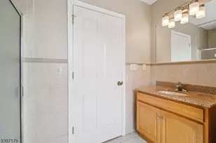 141 Walnut St, Montclair, NJ 07042 - Photo 16