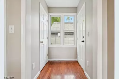 141 Walnut St #2, Montclair, NJ 07042 - Photo 2