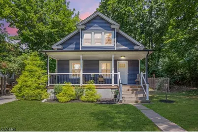 368 Harold St, North Plainfield, NJ 07060 - Photo 1