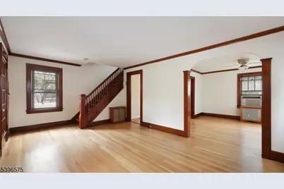 619 Spruce Street, Roselle Park, NJ 07204 - Photo 8