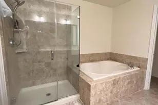 4 Greenwich Ct, Mount Olive, NJ 07828 - Photo 22