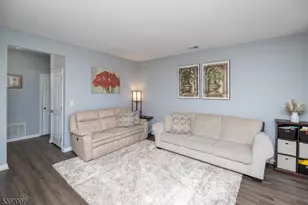 55 Saxton Dr, Hackettstown, NJ 07840 - Photo 20