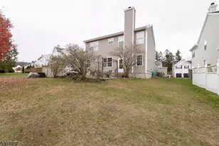 55 Saxton Dr, Hackettstown, NJ 07840 - Photo 2