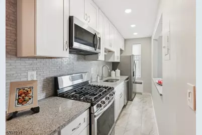 8300 Blvd East #4D, North Bergen, NJ 07047 - Photo 10