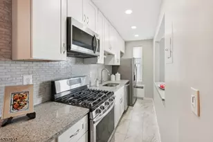 8300 Blvd E, North Bergen, NJ 07047 - Photo 10
