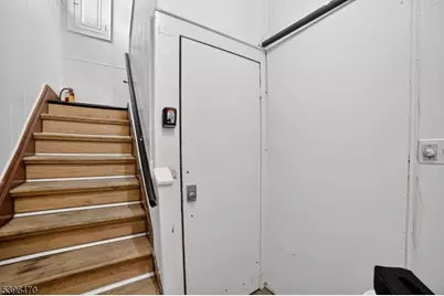 301 E 9th Ave, Roselle, NJ 07203 - Photo 4