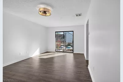 29 Spencer St, Franklin Township, NJ 08873 - Photo 24