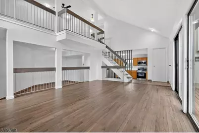 29 Spencer St, Franklin Township, NJ 08873 - Photo 8