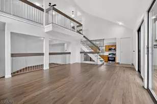 29 Spencer St, Franklin Township, NJ 08873 - Photo 8